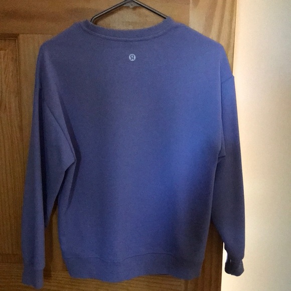 Lululemon sweater XS - Picture 1 of 3